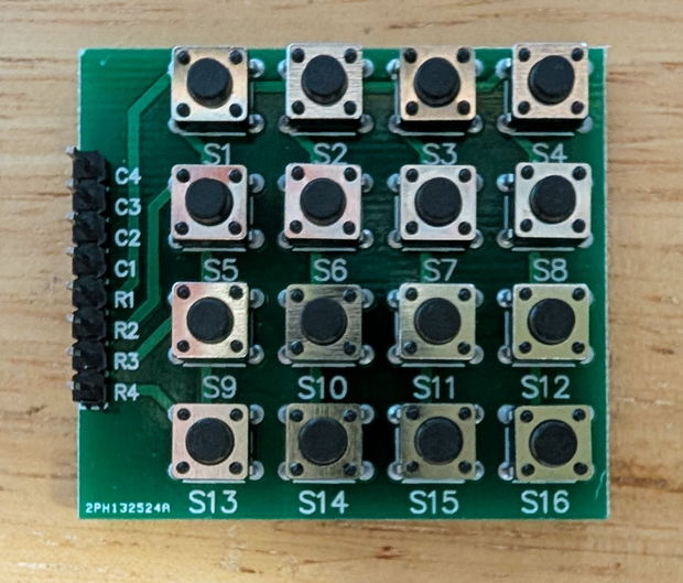 図1：Arduino向けの4×4キーパッド