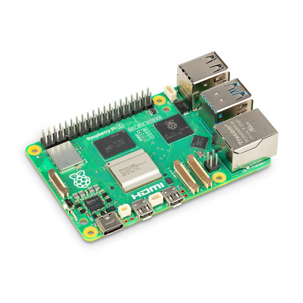 1位：Raspberry Pi 5／8GB 